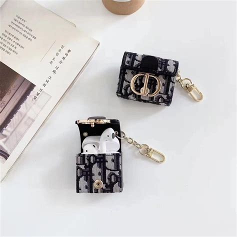 cover telefono christian dior|dior earbud case.